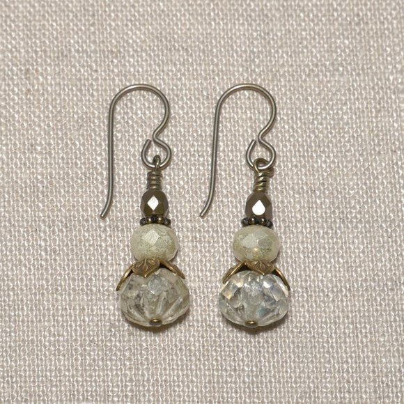 Hand Crafted Handmade Earrings Cream Czech Glass Victorian Inspired Earr… - Picture 1 of 5